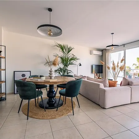 Attico Blu - Sea View Penthouse * İstanköy