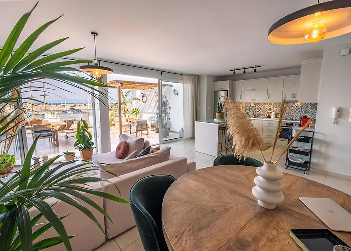 Attico Blu - Sea View Penthouse Apartment